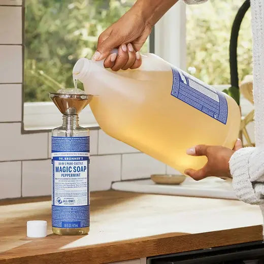 Dr Bronners Liquid soap peppermint 3800 Milliliter extra image
