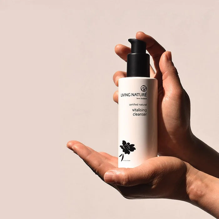 Living Nature Vitalising cleanser 120.00 Milliliter extra image