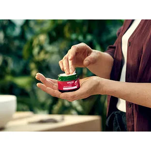 Weleda Pomegranate & Maca Firming Night Cream 40 Milliliters extra image